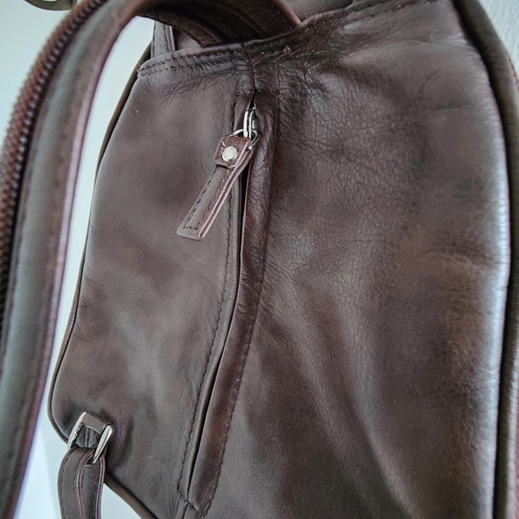 Small purse size brown leather backpack 90s / Y2K - Picture 3 of 8